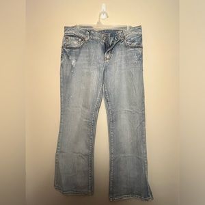 Women’s American Eagle Boyfriend 77 Jeans